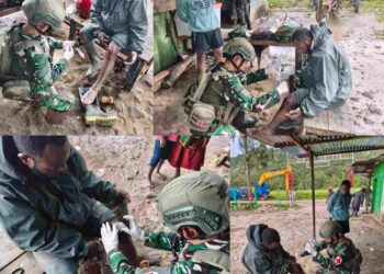 Ketulusan Prajurit Marinir untuk Papua, Satgas Yonif 2 Marinir Obati Luka Warga Komopa