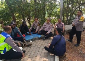 Jaga Jakarta On The Spot, Polres Pelabuhan Tanjung Priok Perkuat Kamtibmas Bersama Buruh Bongkar Muat di Pelabuhan Muara Baru