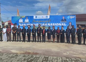 Walikota Sorong Pimpin Upacara Hardiknas 2026: “Pendidikan Bermutu Bagi Semua Anak di Papua Barat Daya”