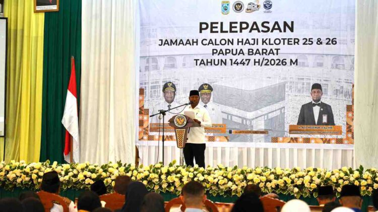 Kasdam XVIII Kasuari Hadiri Pelepasan Jamaah Haji Papua Barat: Sinergi dan Kepedulian Iringi Langkah ke Tanah Suci