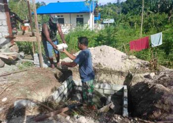 Pembuatan Septictank RTLH TMMD Ke-128 Kodim 1801/Manokwari, Wujudkan Lingkungan Sehat