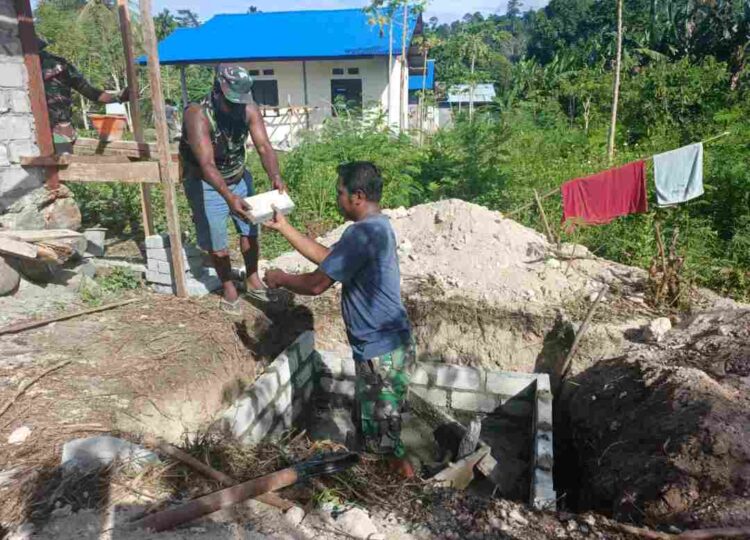 Pembuatan Septictank RTLH TMMD Ke-128 Kodim 1801/Manokwari, Wujudkan Lingkungan Sehat