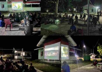 Nonton Bareng ‘Bakti Memanggil di Kota Injil’ Warga dan Satgas TMMD Ke-128 Saksikan Kiprah Kodim 1801/Manokwari