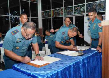 Komandan Kodaeral XIV Sorong Pimpin Penandatanganan Fakta Integritas Wilayah Bebas Korupsi 