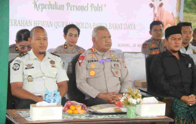 Wakapolda PBD Pererat Silaturahmi Lewat Penyerahan Hewan Kurban Untuk Pesantren Fahd AL Muslim