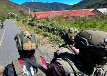 Satgas Damai Cartenz Perkuat Kedekatan dengan Warga melalui Patroli Dialogis di Talilime