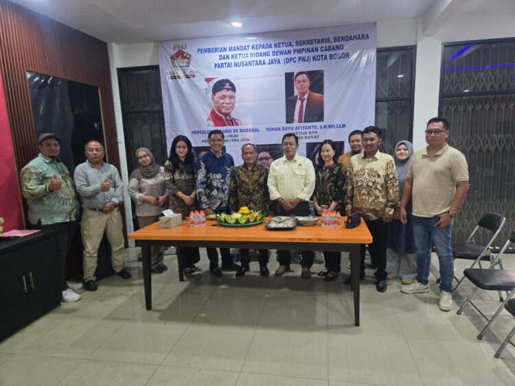 Pemberian Mandat Kepada Ketua, Sekretaris, Bendahara dan Ketua Bidang Dewan Pimpinan Cabang Partai Nusantara Jaya Kota Bogor