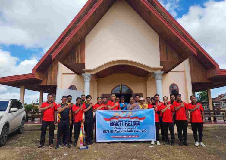 Sambut HUT Bhayangkara Ke-80, Polda PBD Gelar Baksos dan Bakti Religi di Tempat Ibadah