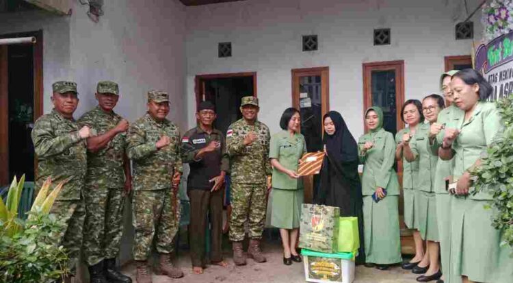 Sambut HUT Kodam XIII/Merdeka Ke-68, Dandim 1310/Bitung Dampingi Danrem 131/Santiago Gelar Anjangsana dan Bakti Sosial