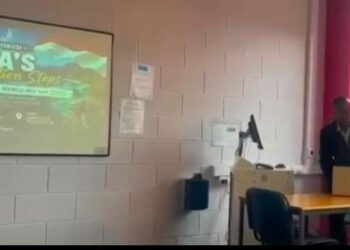 Diaspora Papua di Inggris Bahas Strategi Pembangunan Papua bersama Mahasiswa Doktoral Internasional
