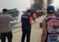 Tiga Kapal Terbakar di Dermaga Kaliadem Muara Angke, Polisi Amankan Lokasi
