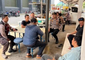 Jaga Jakarta On The Spot, Polsek Kawasan Muara Baru Turun Langsung Temui Buruh Pelabuhan Perkuat Sinergi Kamtibmas