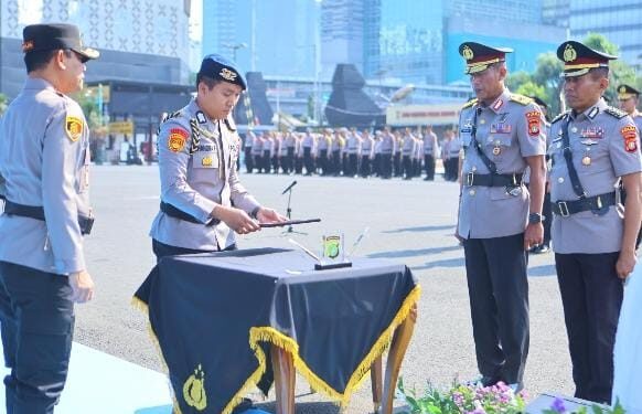 Kapolda Metro Jaya Pimpin Sertijab PJU dan Kapolres Jajaran, Penyegaran Organisasi Perkuat Pelayanan Masyarakat