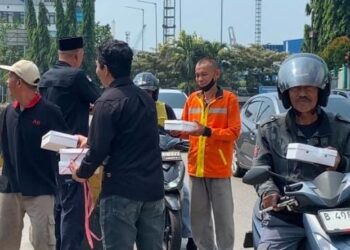 JJOS Jumat Berkah Polres Pelabuhan Tanjung Priok : Wujud Kepedulian Polri kepada Sopir, Pengemudi Ojol, dan Masyarakat Pelabuhan