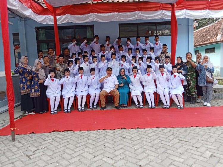 40 Paskibra Kecamatan Cilograng Dikukuhkan, Siap Kibarkan Merah Putih pada HUT ke-81 RI