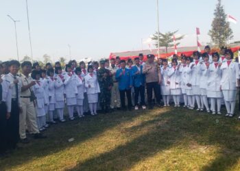Ketua dan Wakil Ketua Bidang Riset DPK KNPI Babakan Madang Hadiri Upacara HUT ke-81 RI