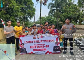Semarak HUT RI ke-81, Polsek Cilograng Gelar Lomba Panjat Pinang Bersama Warga, Wujudkan Kedekatan Polri dengan Masyarakat
