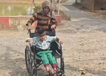 MIRIS! Erfan, Murid Disabilitas di Pandeglang, Berjuang Tempuh Jalan Rusak Demi Menggapai Pendidikan