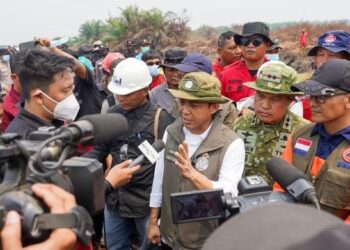 Riau Jadi Contoh Nasional, Menhut Raja Antoni: Karhutla Harus Ditangani dari Api hingga Dampak Sosial