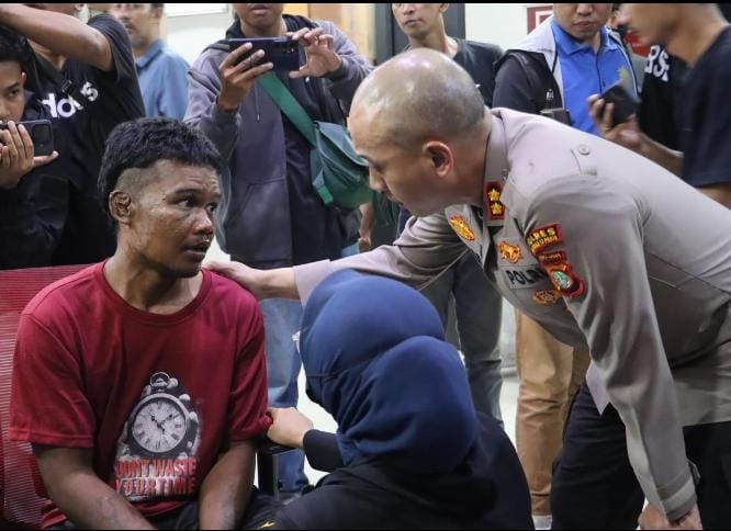 Polres Pelabuhan Tanjung Priok Pulangkan, 4 ABK Korban Penganiayaan KM Maulana, Tangis Keluarga Pecah